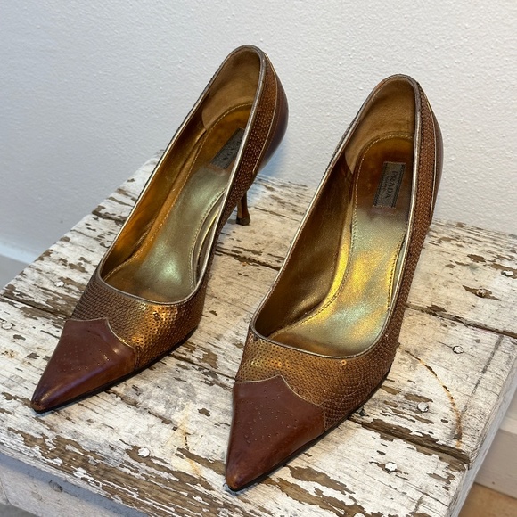 Prada 1990s Kitten Heels - Picture 3 of 3